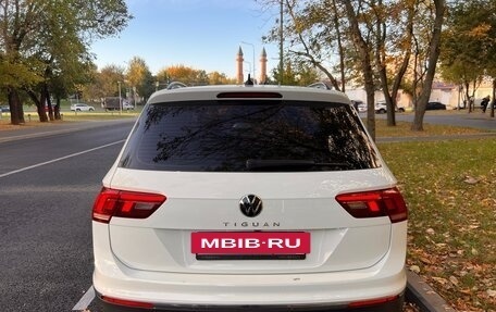 Volkswagen Tiguan II, 2021 год, 2 490 000 рублей, 12 фотография