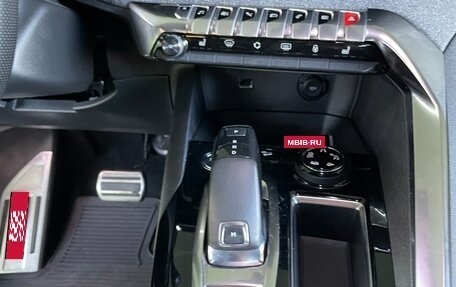 Peugeot 3008 II, 2018 год, 2 400 000 рублей, 10 фотография