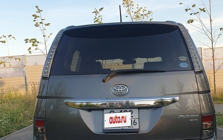 Toyota ISis I, 2011 год, 1 350 000 рублей, 5 фотография