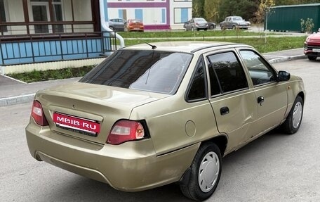 Daewoo Nexia I рестайлинг, 2011 год, 60 000 рублей, 3 фотография