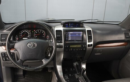Toyota Land Cruiser Prado 120 рестайлинг, 2007 год, 1 780 000 рублей, 6 фотография