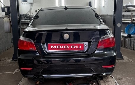 BMW 5 серия, 2007 год, 885 000 рублей, 7 фотография