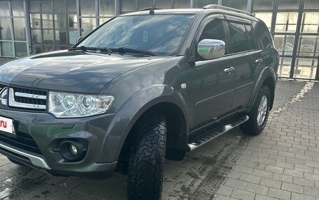Mitsubishi Pajero Sport II рестайлинг, 2013 год, 1 890 000 рублей, 2 фотография