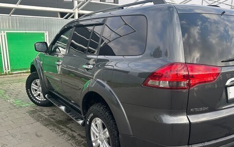 Mitsubishi Pajero Sport II рестайлинг, 2013 год, 1 890 000 рублей, 3 фотография