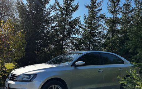 Volkswagen Jetta VI, 2014 год, 1 060 000 рублей, 3 фотография
