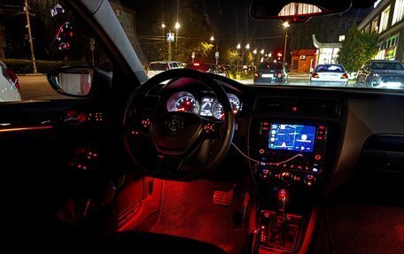 Volkswagen Jetta VI, 2014 год, 1 060 000 рублей, 11 фотография