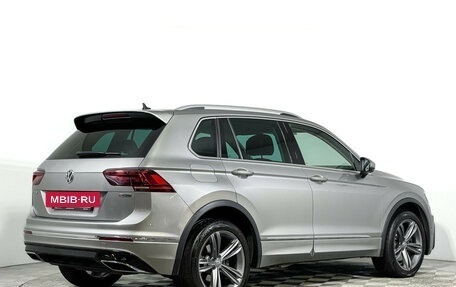 Volkswagen Tiguan II, 2018 год, 2 547 000 рублей, 5 фотография