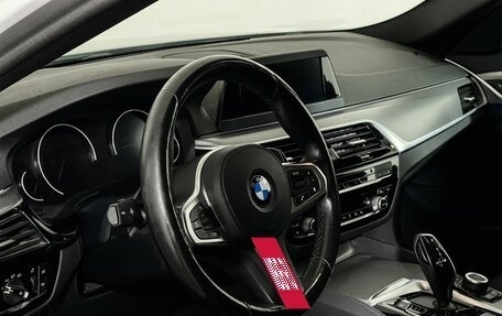 BMW 5 серия, 2019 год, 3 847 000 рублей, 10 фотография