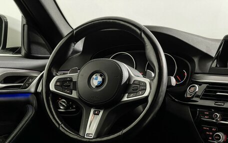 BMW 5 серия, 2019 год, 3 847 000 рублей, 13 фотография