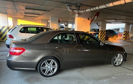 Mercedes-Benz E-Класс, 2011 год, 1 390 000 рублей, 1 фотография