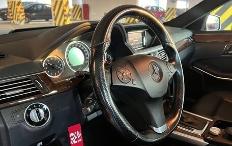 Mercedes-Benz E-Класс, 2011 год, 1 390 000 рублей, 5 фотография