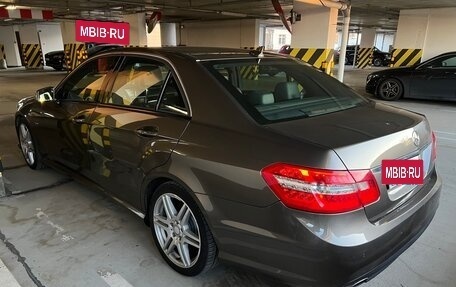Mercedes-Benz E-Класс, 2011 год, 1 390 000 рублей, 3 фотография