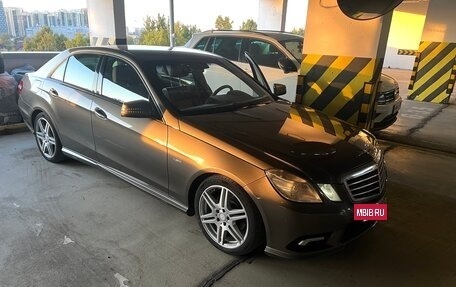 Mercedes-Benz E-Класс, 2011 год, 1 390 000 рублей, 9 фотография