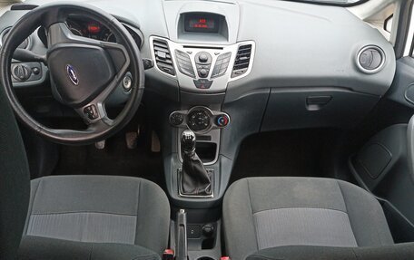 Ford Fiesta, 2011 год, 495 000 рублей, 8 фотография