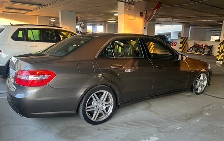 Mercedes-Benz E-Класс, 2011 год, 1 390 000 рублей, 11 фотография