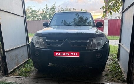 Mitsubishi Pajero IV, 2013 год, 2 100 000 рублей, 1 фотография