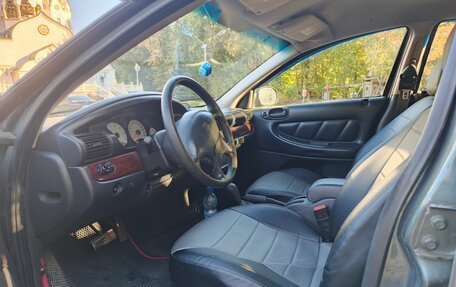 Dodge Stratus II, 2002 год, 188 888 рублей, 8 фотография
