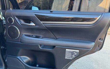 Lexus LX III, 2018 год, 9 500 000 рублей, 18 фотография