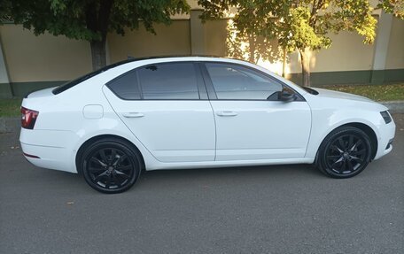 Skoda Octavia, 2018 год, 1 580 000 рублей, 8 фотография