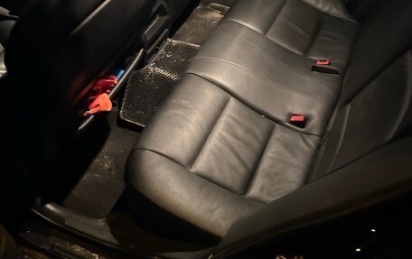 BMW 5 серия, 2012 год, 2 000 000 рублей, 11 фотография