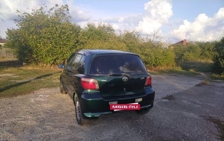 Toyota Yaris I рестайлинг, 2000 год, 320 000 рублей, 4 фотография