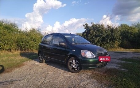 Toyota Yaris I рестайлинг, 2000 год, 320 000 рублей, 3 фотография
