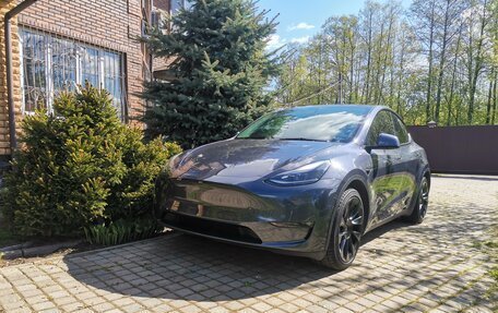 Tesla Model Y I, 2021 год, 3 490 000 рублей, 4 фотография