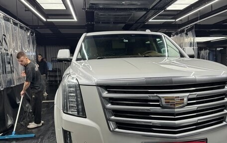 Cadillac Escalade IV, 2016 год, 3 600 000 рублей, 2 фотография