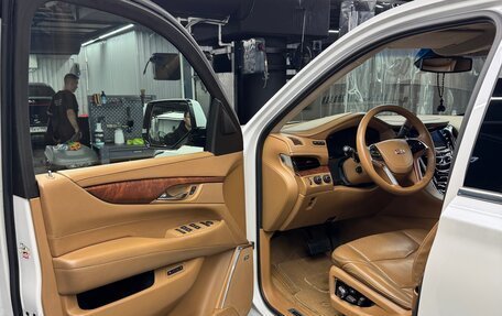 Cadillac Escalade IV, 2016 год, 3 600 000 рублей, 9 фотография