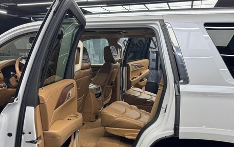 Cadillac Escalade IV, 2016 год, 3 600 000 рублей, 22 фотография