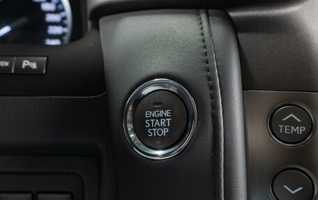 Lexus LX III, 2008 год, 3 229 000 рублей, 30 фотография