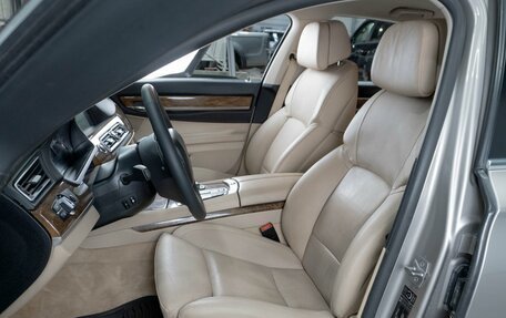 BMW 7 серия, 2011 год, 1 649 000 рублей, 10 фотография