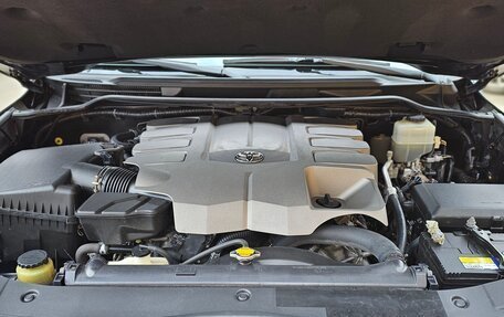 Toyota Land Cruiser 200, 2012 год, 3 150 000 рублей, 17 фотография