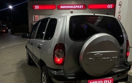 Chevrolet Niva I рестайлинг, 2008 год, 370 000 рублей, 3 фотография