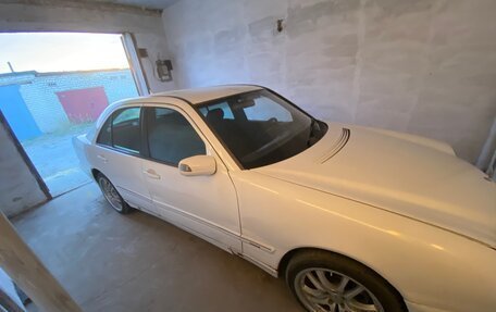 Mercedes-Benz E-Класс, 1999 год, 350 000 рублей, 5 фотография