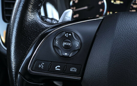 Mitsubishi Outlander III рестайлинг 3, 2015 год, 1 825 000 рублей, 22 фотография