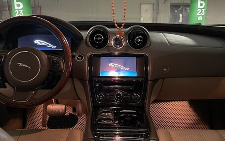 Jaguar XJ IV (X351), 2011 год, 1 750 000 рублей, 2 фотография