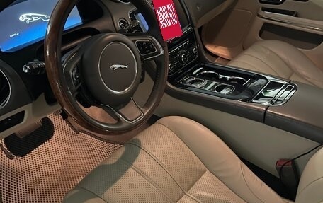 Jaguar XJ IV (X351), 2011 год, 1 750 000 рублей, 3 фотография