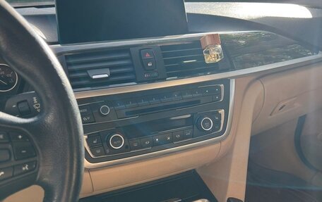 BMW 3 серия, 2012 год, 1 700 000 рублей, 16 фотография
