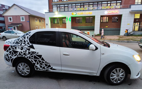 Renault Logan II, 2015 год, 399 999 рублей, 5 фотография