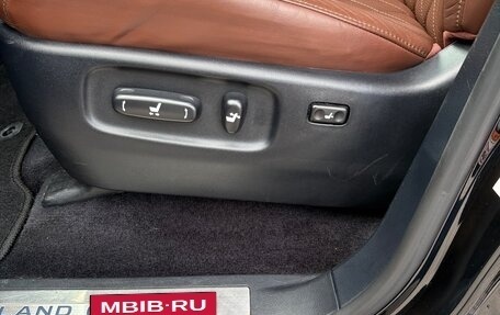 Toyota Land Cruiser 200, 2017 год, 6 800 000 рублей, 14 фотография