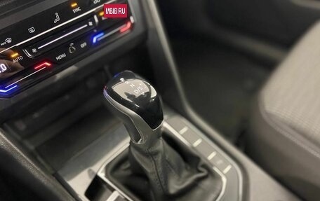 Volkswagen Tiguan II, 2021 год, 2 675 000 рублей, 24 фотография