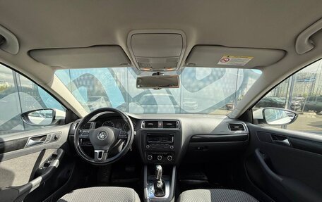 Volkswagen Jetta VI, 2012 год, 1 150 000 рублей, 2 фотография