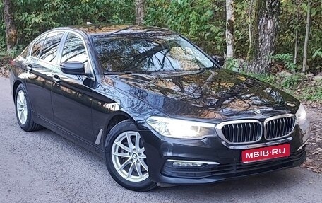 BMW 5 серия, 2018 год, 2 450 000 рублей, 1 фотография