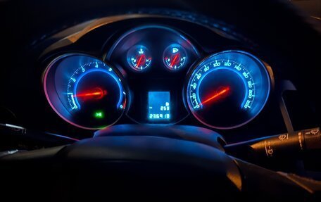Chevrolet Cruze II, 2011 год, 540 000 рублей, 2 фотография