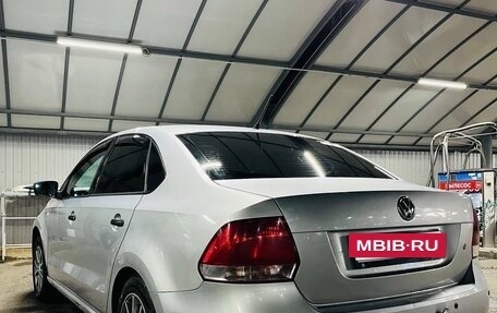 Volkswagen Polo VI (EU Market), 2015 год, 590 000 рублей, 2 фотография