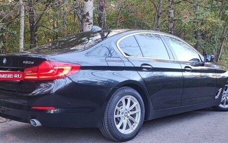 BMW 5 серия, 2018 год, 2 450 000 рублей, 3 фотография