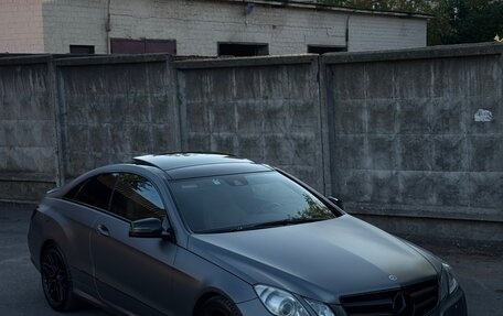 Mercedes-Benz E-Класс, 2011 год, 1 450 000 рублей, 1 фотография