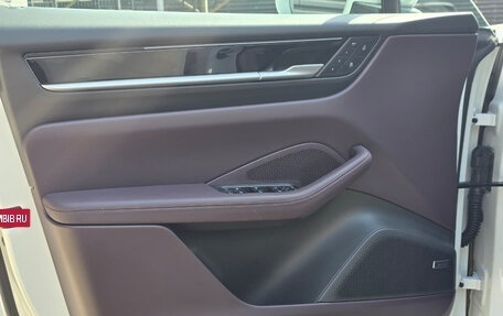 Porsche Macan, 2025 год, 13 390 000 рублей, 7 фотография