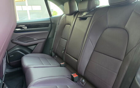 Porsche Macan, 2025 год, 13 390 000 рублей, 23 фотография